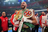 Tyson Fury remportant la ceinture WBC Union Belt