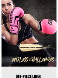 Gants de boxe rose utilisées par une boxeuse pro