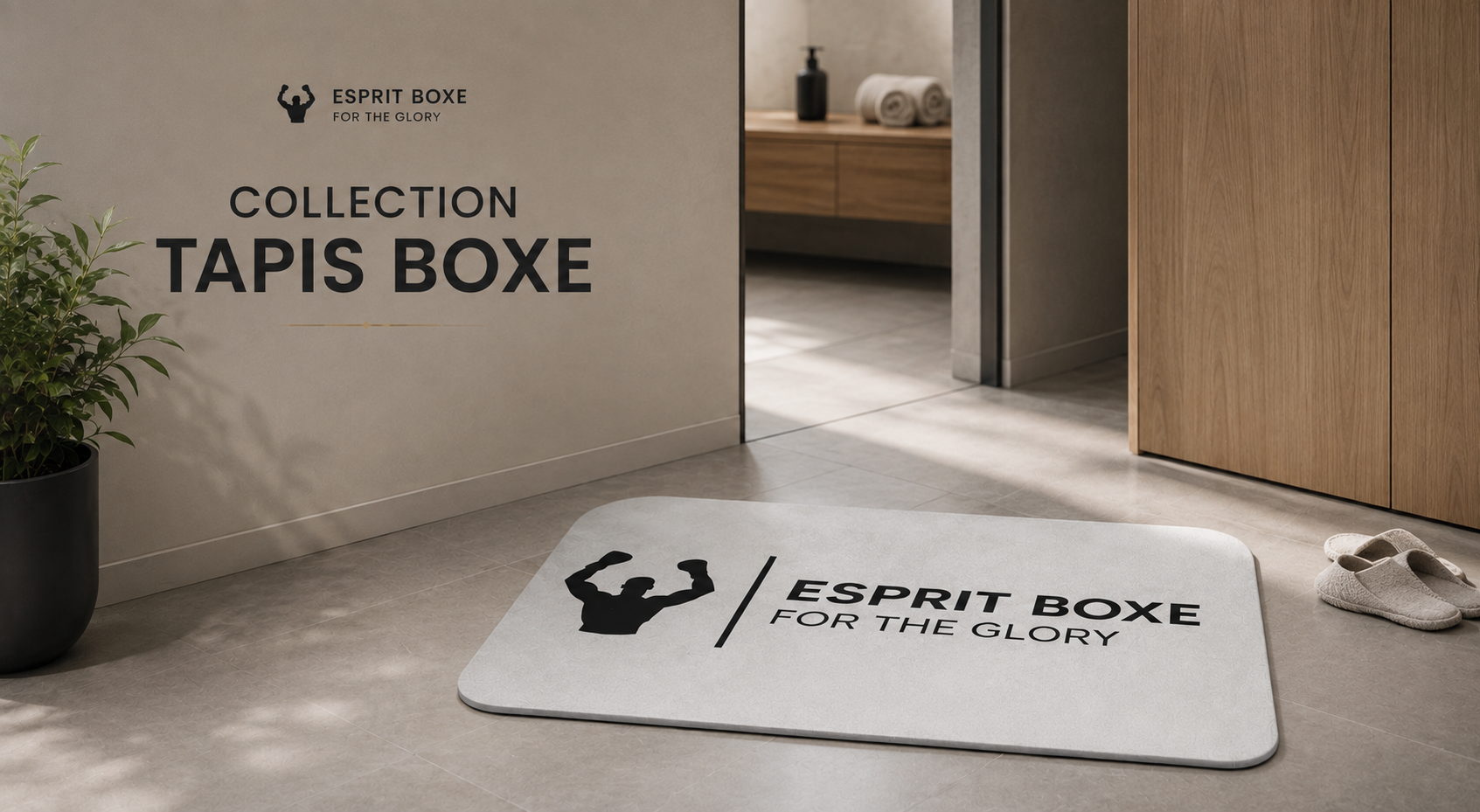 Collection tapis de boxe Esprit Boxe : paillasson blanc à logo For the Glory posé en entrée de salle de bain