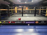 Ring de boxe pour le Cross Counter Boxing Gym, couleur noir et or