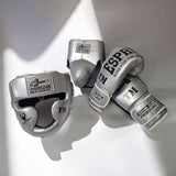 Ensemble comprenant une paire de gants de boxe + 1 casque de boxe + 1 coquille de protection boxe, entièrement personnalisé, pour boxeur professionnel