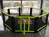 Cage MMA au sol avec personnalisation