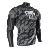 Rashguard SOTF motif camouflage gris, vue de face avec tête de serpent blanche