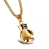 Pendentif gant de boxe finition dorée sur sa chaîne