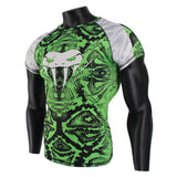 Rashguard SOTF motif serpent vert, vue de face, épaules en écailles blanches