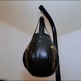 Poire à uppercut Esprit Boxe en salle de boxe