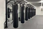 Potence pro sur pied dans une salle de boxe