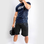 T Shirt UFC, porté par un athlète