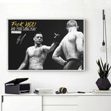 Tableau boxe WTF UFC, affiché sur mur du salon