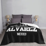 Couverture Canelo Alvarez, drapé sur lit